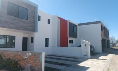 HERMOSA CASA DISPONIBLE EN LA COLONIA DE PRESIDENTES VEN Y CONOCELA