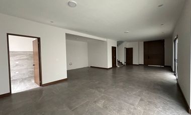 CASA EN VENTA EN LAS ESMERALDAS LOS CRISTALES CARRETERA NACIONAL