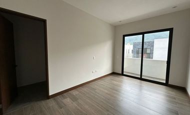 CASA EN VENTA EN LAS ESMERALDAS LOS CRISTALES CARRETERA NACIONAL