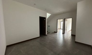 CASA EN VENTA EN LAS ESMERALDAS LOS CRISTALES CARRETERA NACIONAL