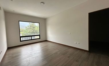CASA EN VENTA EN LAS ESMERALDAS LOS CRISTALES CARRETERA NACIONAL