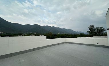 CASA EN VENTA EN LAS ESMERALDAS LOS CRISTALES CARRETERA NACIONAL
