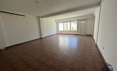 Casa - Los Troncos