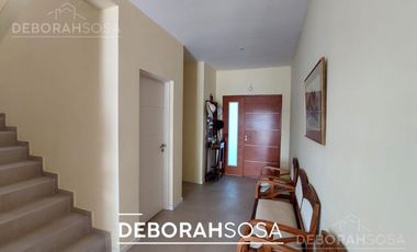 Casa en  Alquiler- El Canton- Zona Norte-a la laguna-6 ambientes