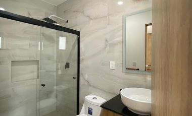 Casa en venta con recámara en planta baja en Ciudad Meseta