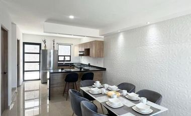 Casa en venta con recámara en planta baja en Ciudad Meseta