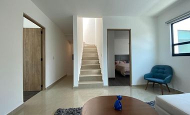 Casa en venta con recámara en planta baja en Ciudad Meseta