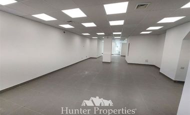 Local Comercial en Arriendo en Av La Dehesa