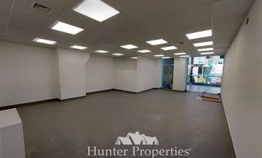 Local Comercial en Arriendo en Av La Dehesa