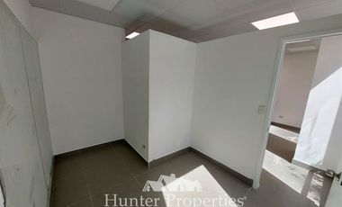 Local Comercial en Arriendo en Av La Dehesa