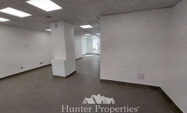 Local Comercial en Arriendo en Av La Dehesa