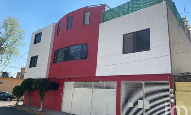Departamento en Renta en Viveros del Valle, Tlalnepantla de Baz, México