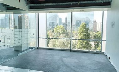 Oficina en Arriendo en A pasos del Parque Araucano, y cercanía al Metro Manquehue