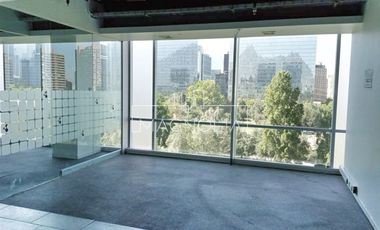 Oficina en Arriendo en A pasos del Parque Araucano, y cercanía al Metro Manquehue