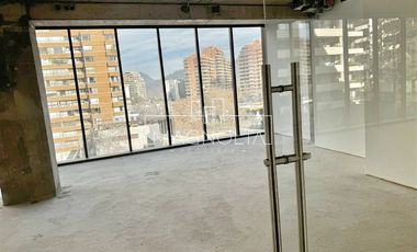 Oficina en Arriendo en Cercano a Las Condes, buena conectividad