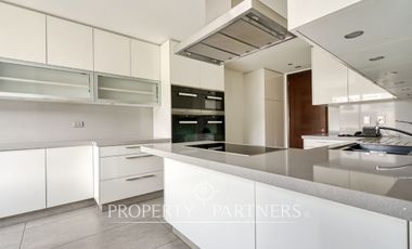 Excelente departamento con vista despejada