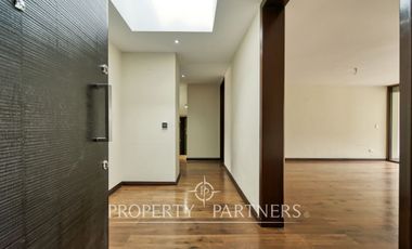 Excelente departamento con vista despejada