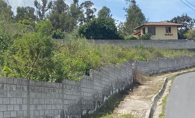 Venta de terreno sector Colegio Pachamama