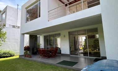 Vendo hermosa casa en Urbanización La Viña