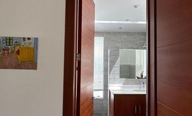 Vendo hermosa casa en Urbanización La Viña