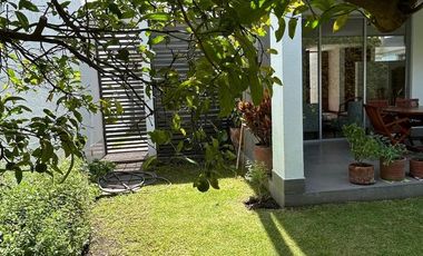 Vendo hermosa casa en Urbanización La Viña