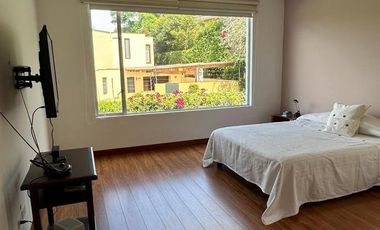 Vendo hermosa casa en Urbanización La Viña