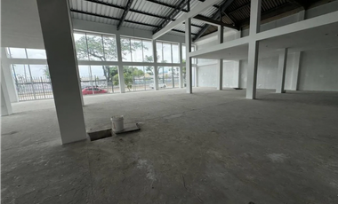 Alquiler de Local Comercial de Estreno – 2.100 m² – Guayaquil