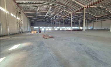 Vía Daule se alquila bodegas 10627 m² ideal CEDI, almacenamiento