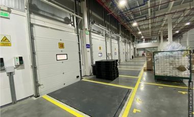 *VA A DAULE BODEGA  8490 m² ideal centro de distribución y logística