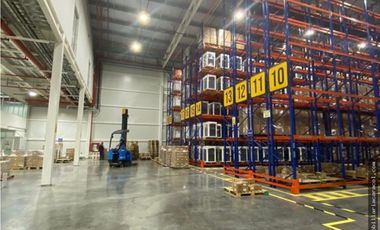 *VA A DAULE BODEGA  8490 m² ideal centro de distribución y logística