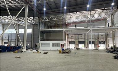 *VA A DAULE BODEGA  8490 m² ideal centro de distribución y logística