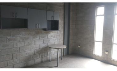 Guayaquil en Via Daule Alquilo bodega 4850 m2