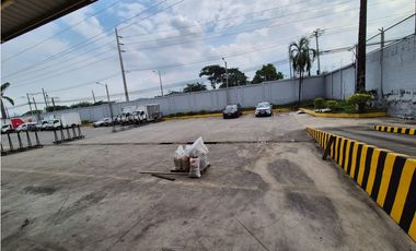 Guayaquil, Via Daule se alquila Bodega 1975 m²