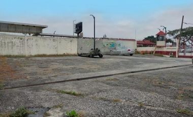 En Av. de las Americas Alquiler de Terreno comercial 1300 m2