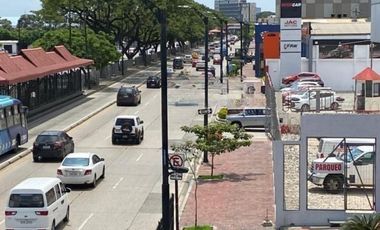 En Av. de las Americas Alquiler de Terreno comercial 1300 m2