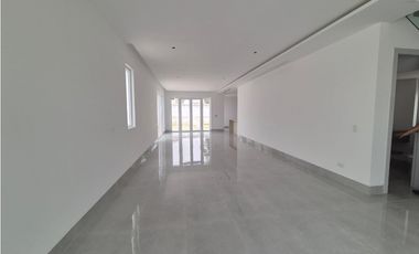 Km 9 Via Samborondón Urb. Aires de Batan se vende casa a estrenar