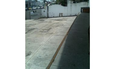 AV. CARLOS JULIO AROSEMENA​​​​​​​ ALQUILER DE LOCAL COMERCIAL