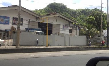 AV. CARLOS JULIO AROSEMENA​​​​​​​ ALQUILER DE LOCAL COMERCIAL