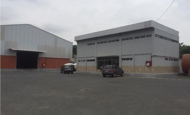 VA A LA COSTA Y PERIMETRAL alquilo bodega 2944 m²