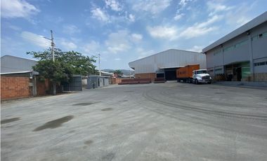 VA A LA COSTA Y PERIMETRAL alquilo bodega 2410 m²