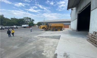 VA A LA COSTA Y PERIMETRAL alquilo bodega 2410 m²