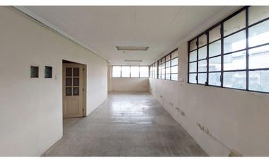 Via Daule se alquila bodega de 4000 m2