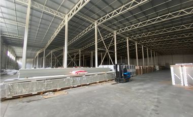 *VA A DAULE BODEGA 25470 m² ideal centro de distribución y logística