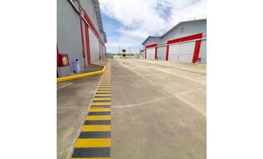 Arriendo Bodegas Sector Durán Desde 1.300 m²
