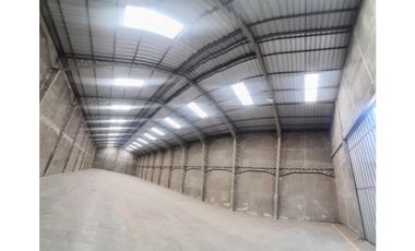 Arriendo Bodegas Sector Durán Desde 1.300 m²