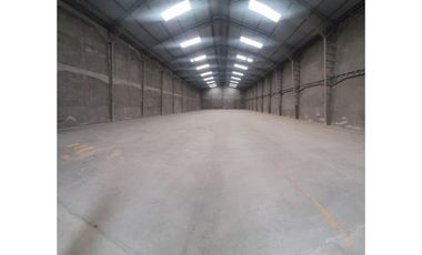 Arriendo Bodegas Sector Durán Desde 1.300 m²