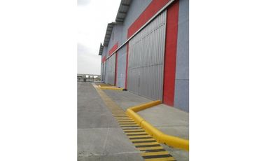 Arriendo Bodegas Sector Durán Desde 1.300 m²