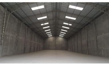 Arriendo Bodegas Sector Durán Desde 1.300 m²