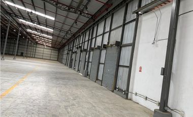 Vía Perimetral  - Vía Daule se alquila bodega de 3000 m2