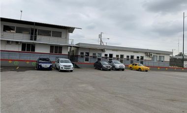 Vía Perimetral  - Vía Daule se alquila bodega de 3000 m2